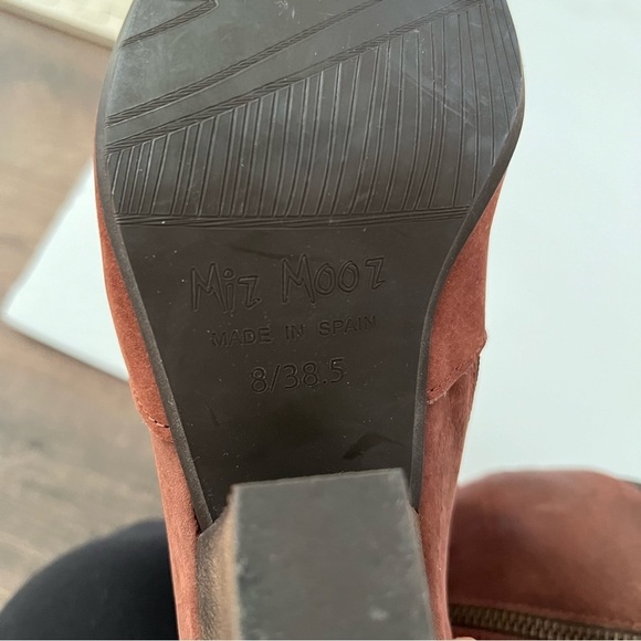 Miz Mooz- Women’s Brown Capulet Leather Ankle Boots - Picture 3 of 8